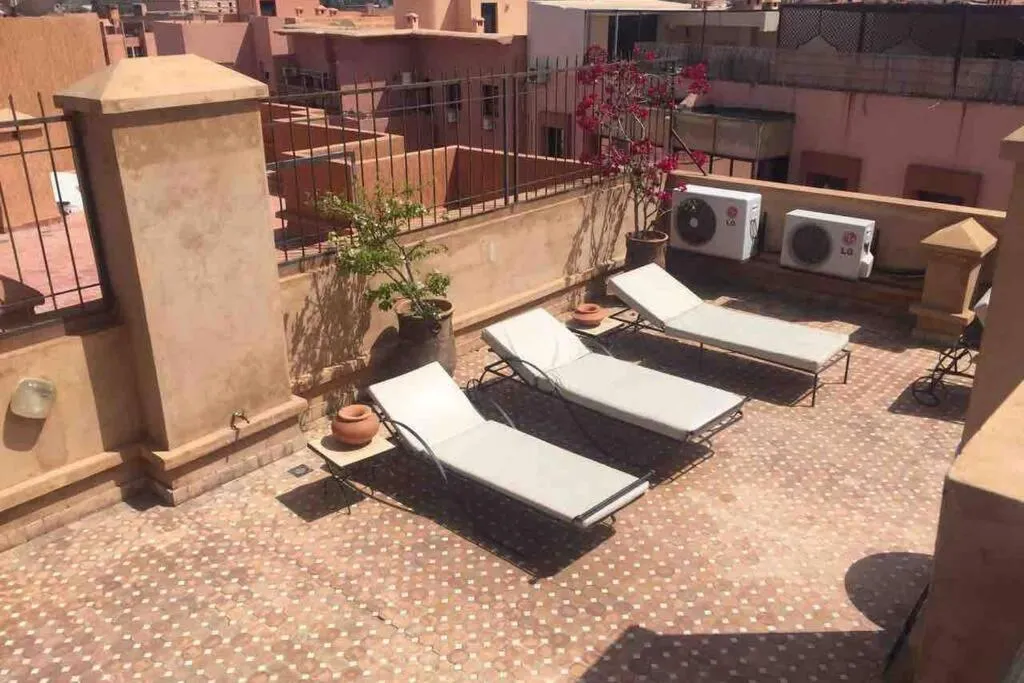 Image 6 of Appartement tout confort avec possibilité transport aeroport