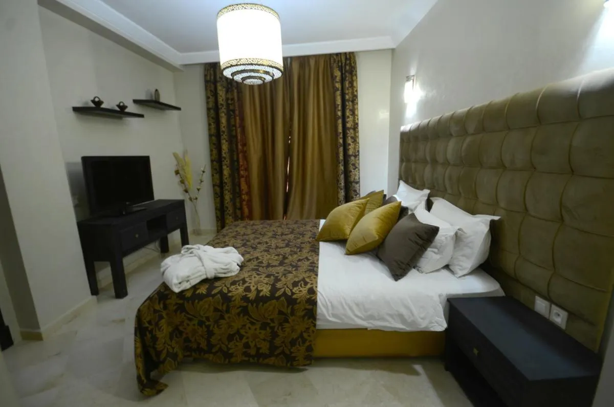 Image 1 of Appart vue piscine et montagne Marrakech