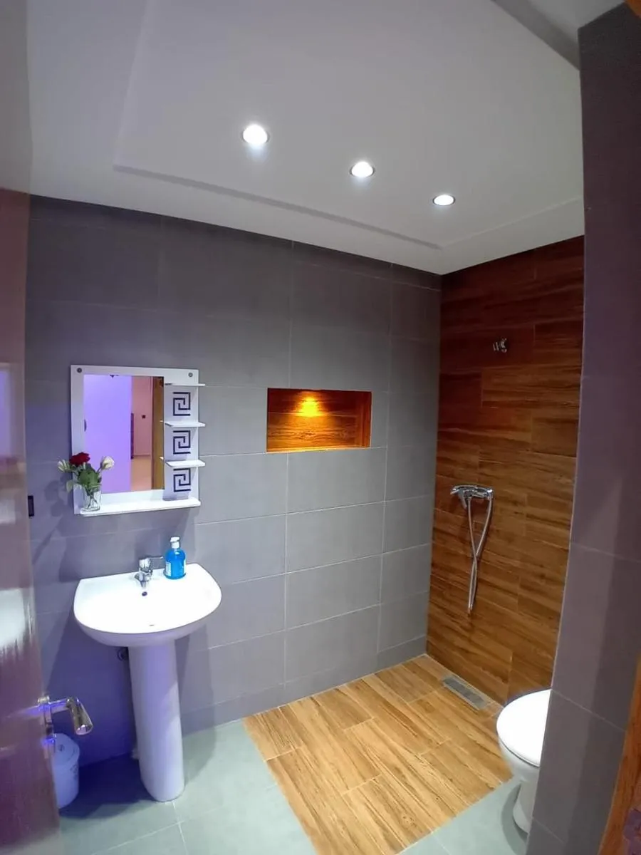 Image 3 of Beautiful Apartment Near Airport