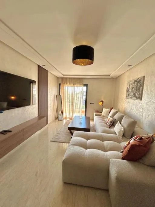 Image 1 of Bel appartement au centre-ville