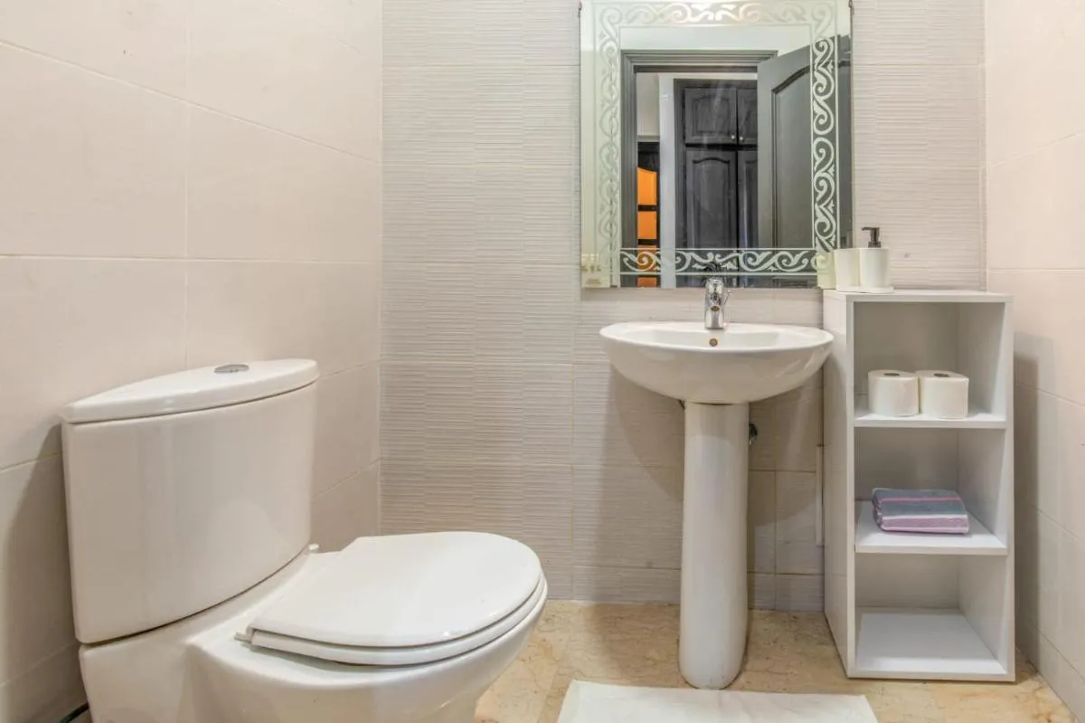 Image 2 of Central Cosy Appartement Avec Piscine