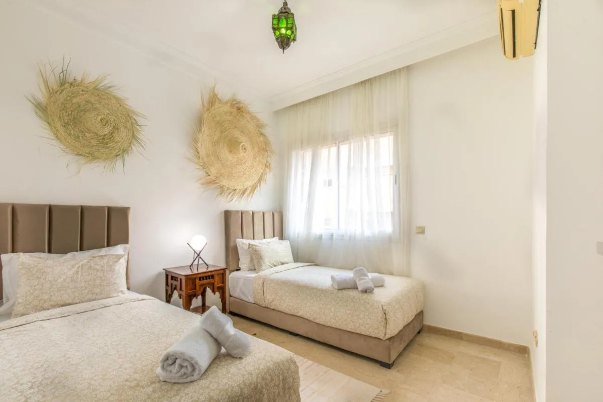 Image 1 of Central Cosy Appartement Avec Piscine