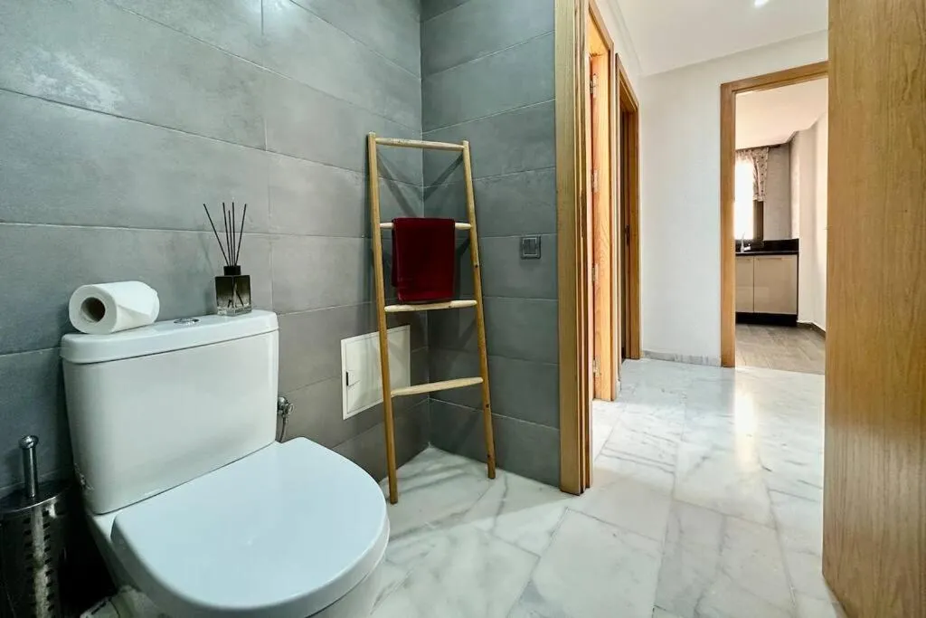 Image 2 of Central Gueliz/FO/Parking