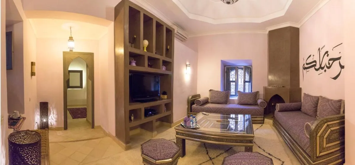 Image 3 of Dar Andamaure