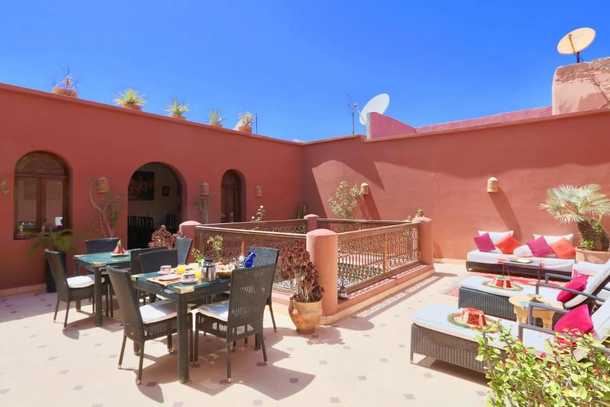 Image 5 of Dar Pamella