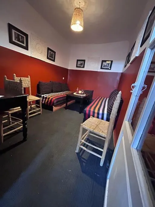 Image 6 of Douiria le pélican