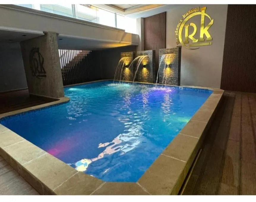 Image 2 of Hypercentre, Cosy 2 piscines