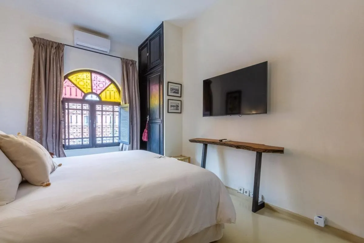 Image 5 of “LE 21”, EXCLUSIVE DUPLEX 400m from Jemaa el Fna – JACUZZI – HAMMAM – NETFLIX – HIGH-SPEED WIFI