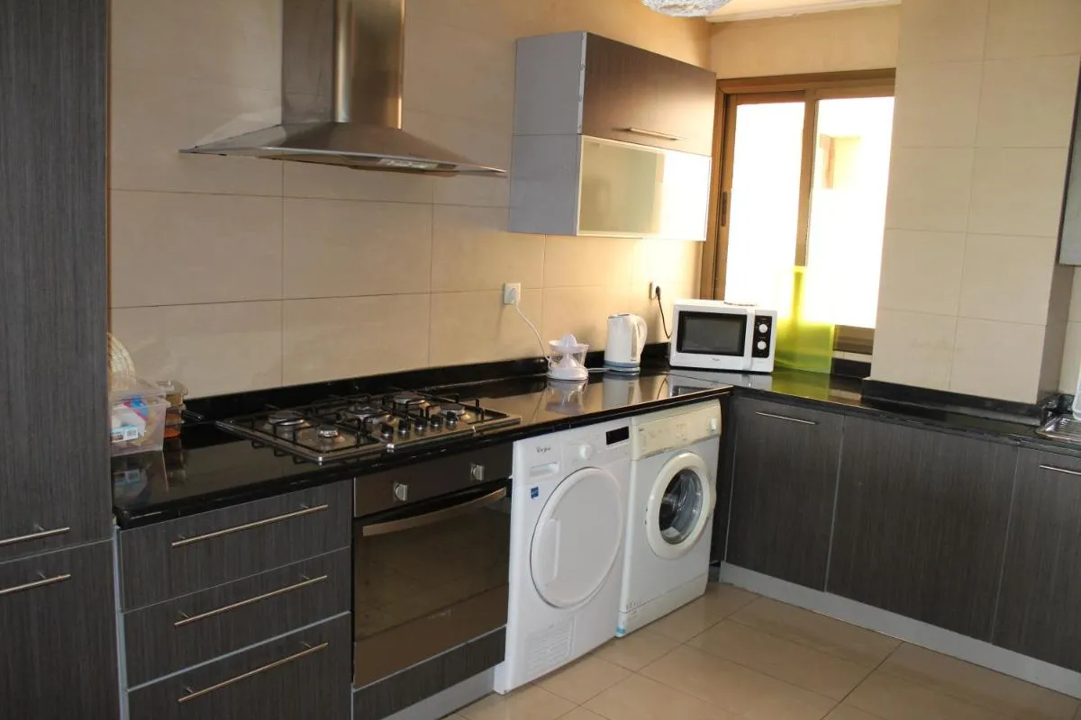 Image 2 of La Fontaine