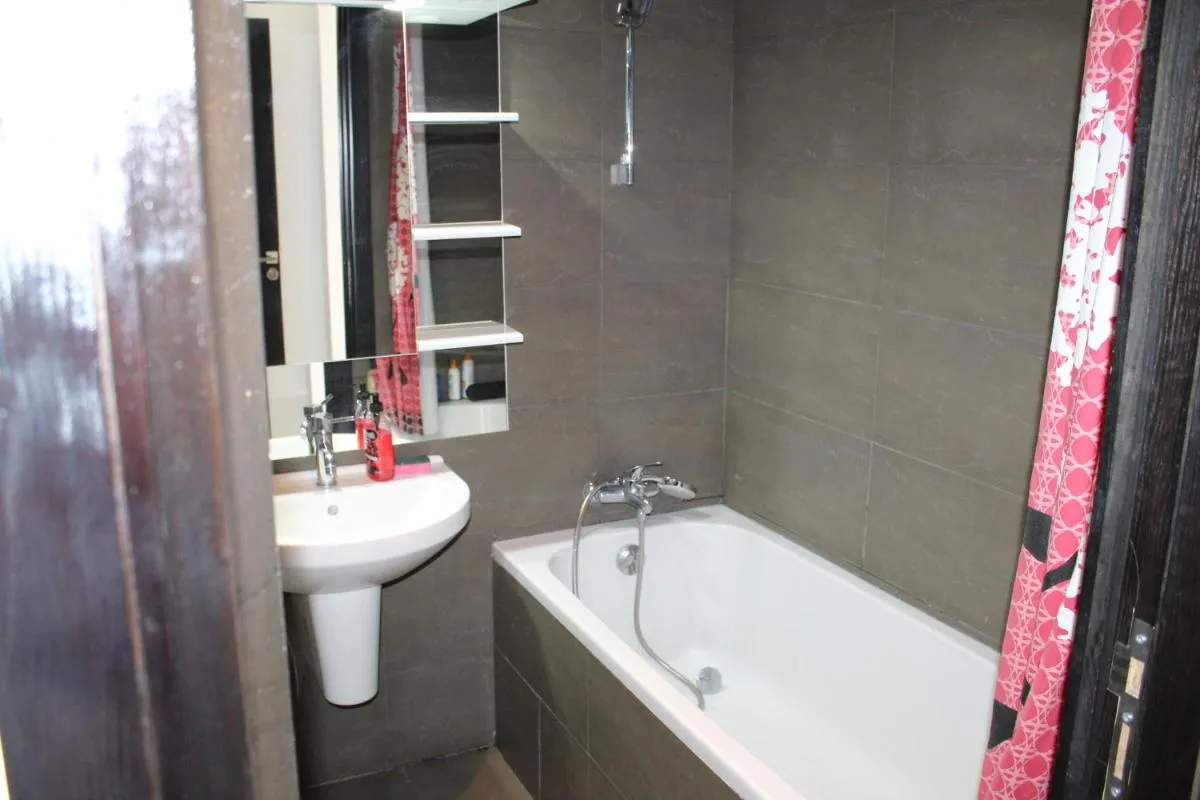 Image 5 of La Fontaine