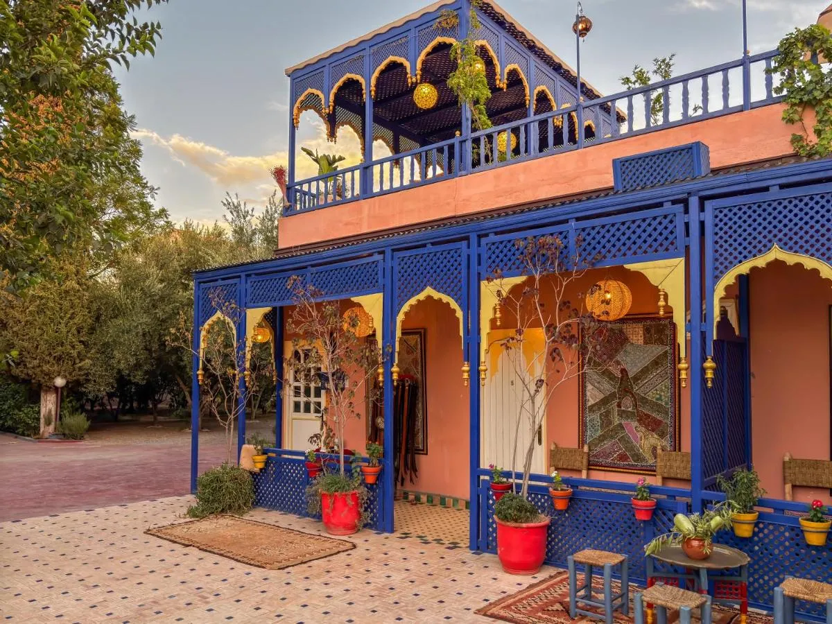 Image 6 of Le Bleu House