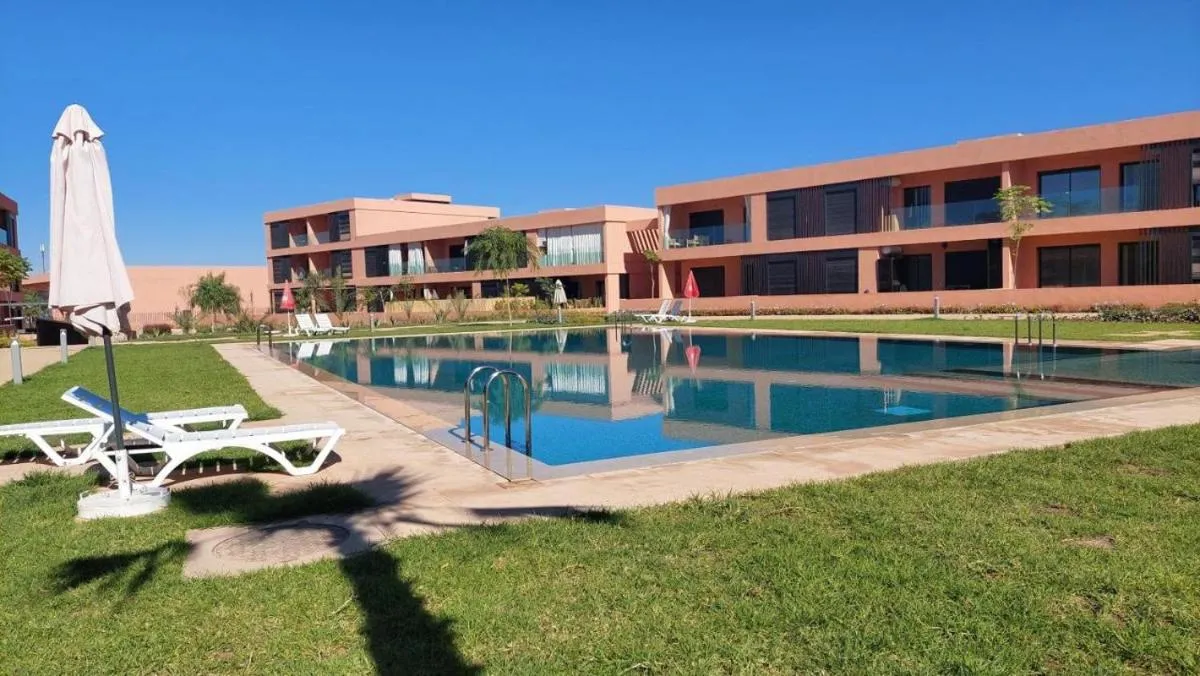 Image of Luxueux appartement Golf City Rez-de-Jardin et Piscine