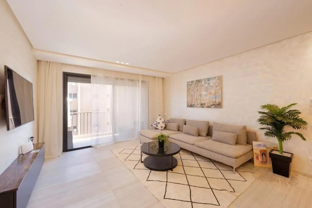 Image 4 of Luxury place In the Center