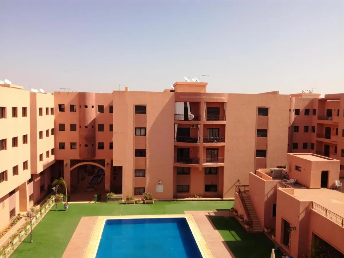 Image 2 of Mouzdalifa Apartment In City Center