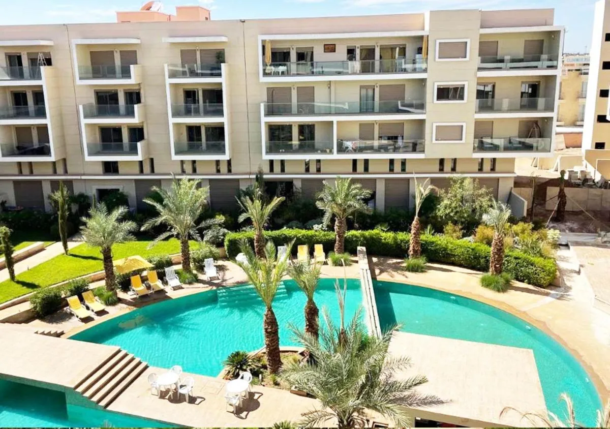 Image 3 of Pearl Garden 69