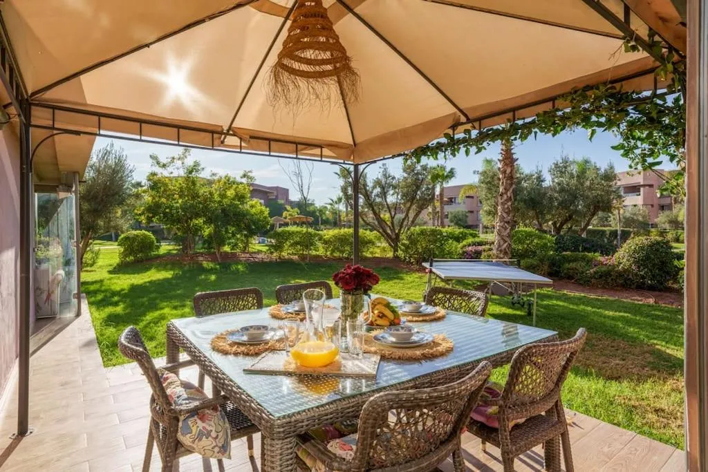 Image 6 of Perle Rare a Prestigia – Vue Sur Piscine & Jardin