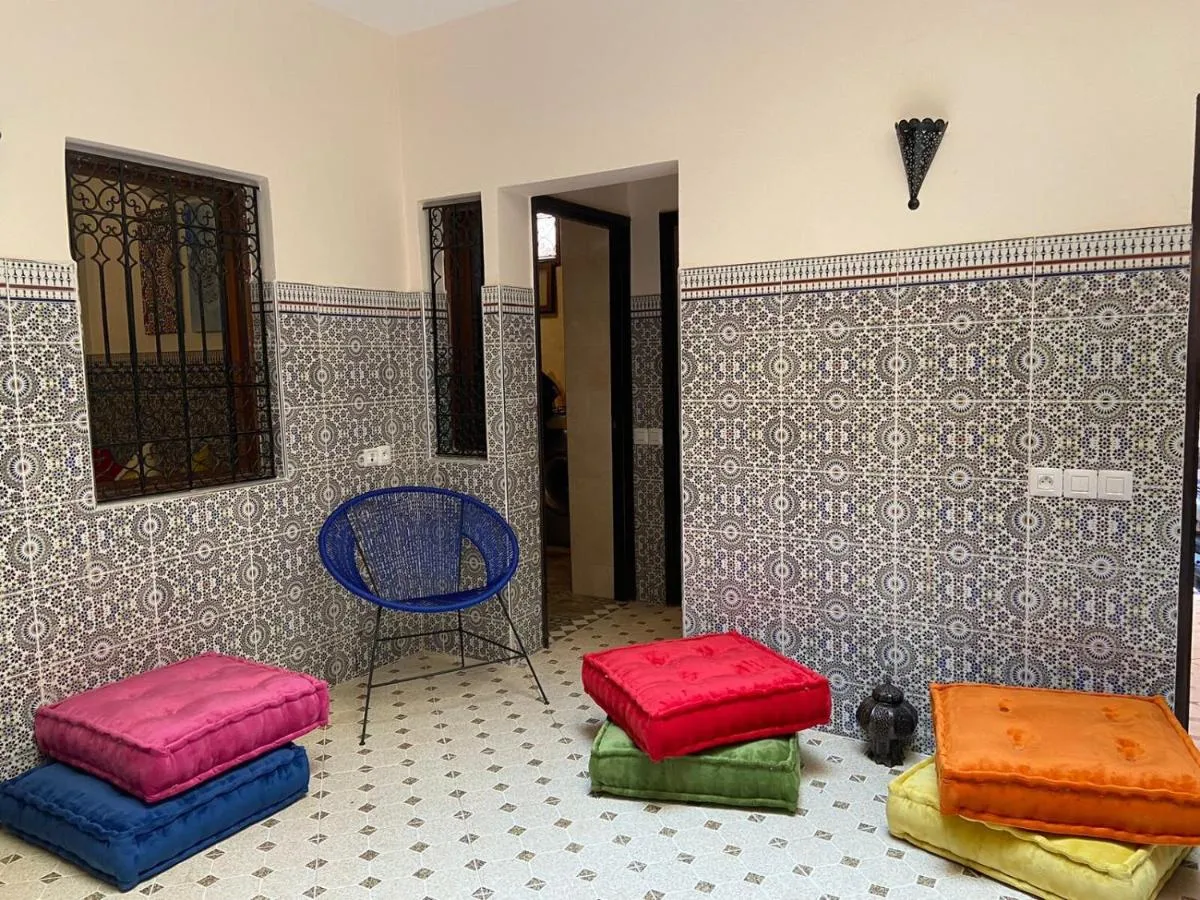 Image 2 of Private Riad 3ch Salon, Salon Cinéma, à Jemaa El Fna