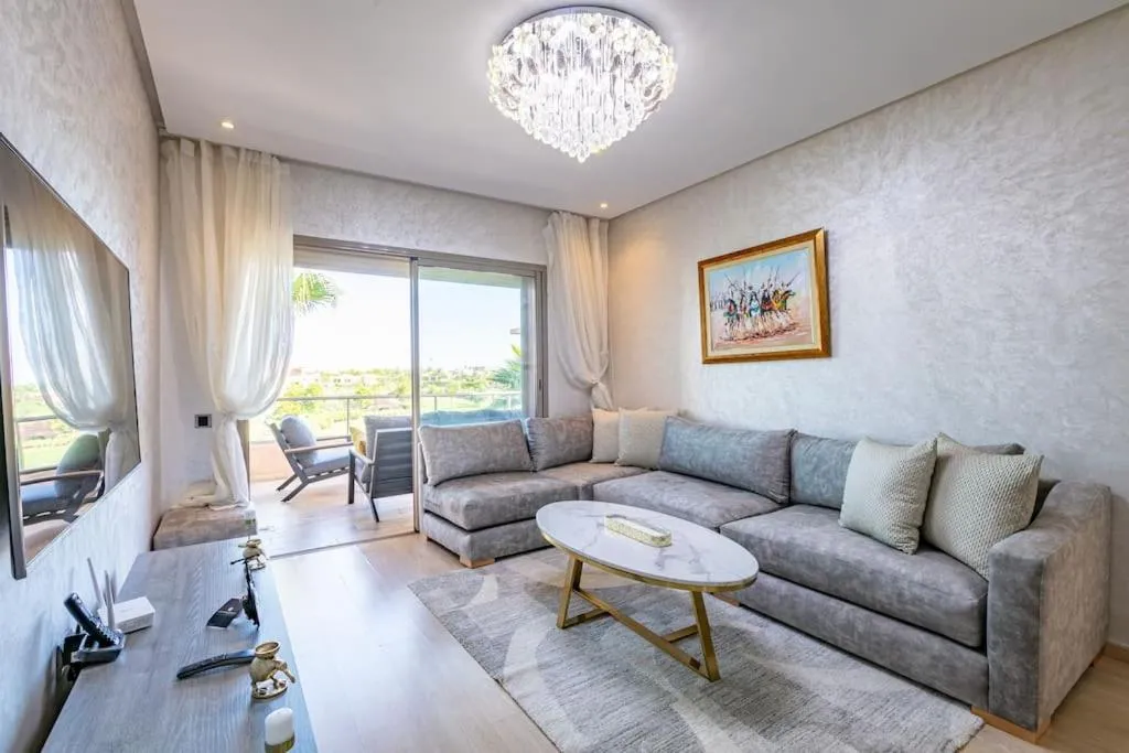 Image of Résidence golfique, jardin, piscine, fibre optique