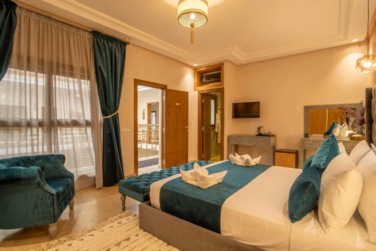 Image 1 of Riad Azia