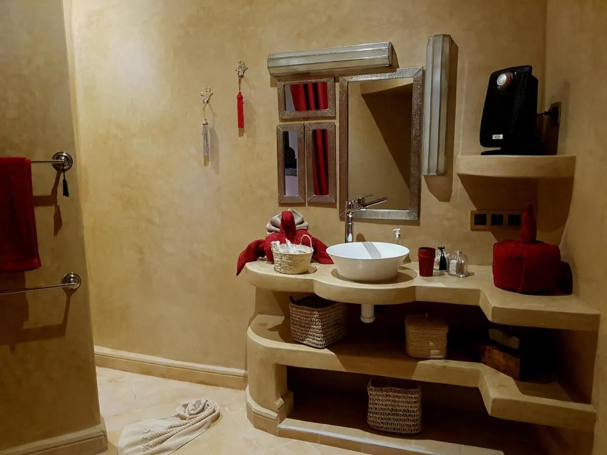 Image 2 of Riad BILKIS