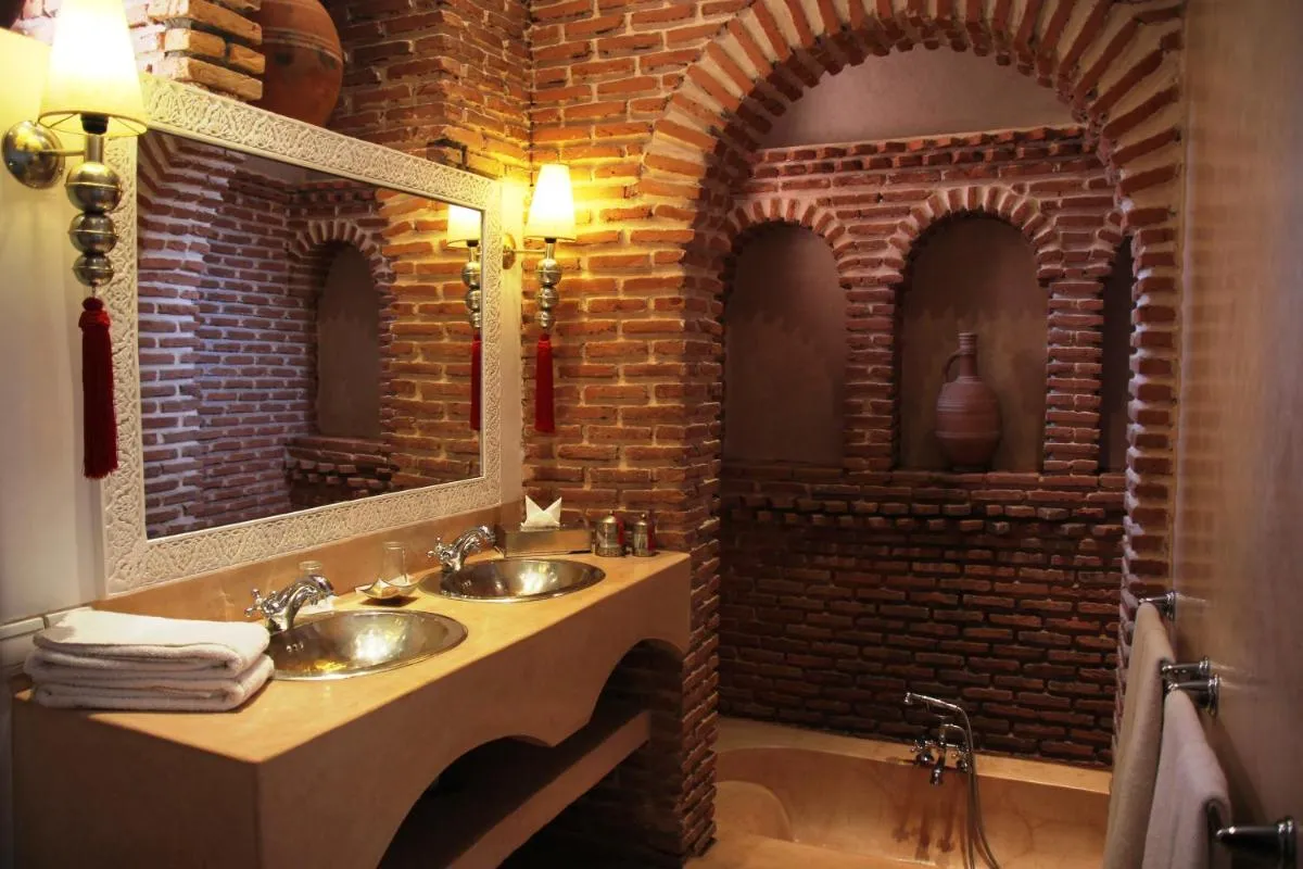 Image 1 of Riad Clémentine