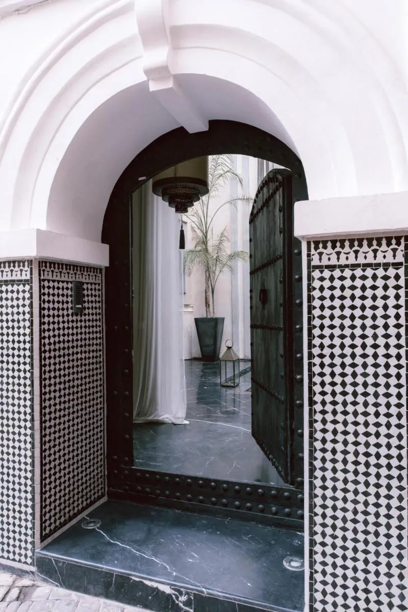 Image 3 of Riad K