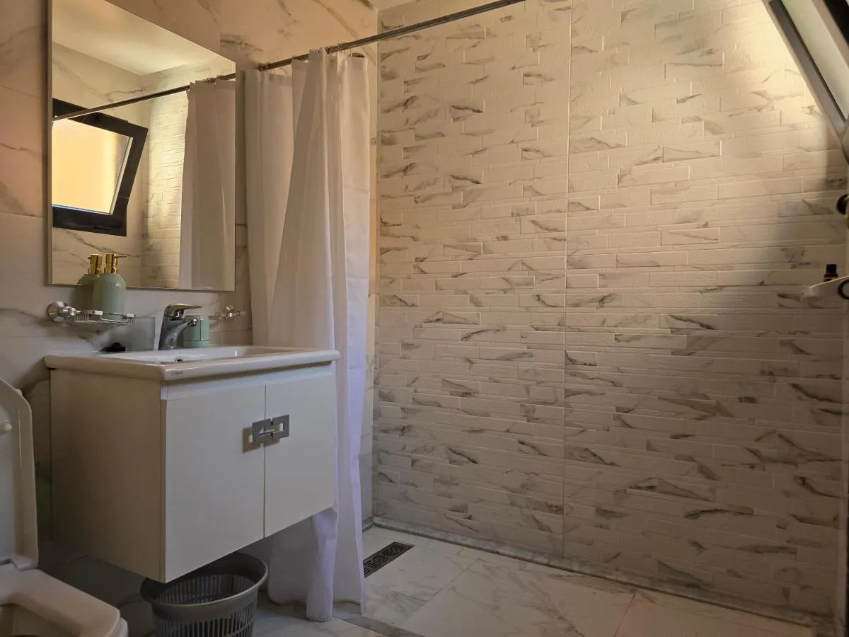 Image 1 of Riad Miralezia