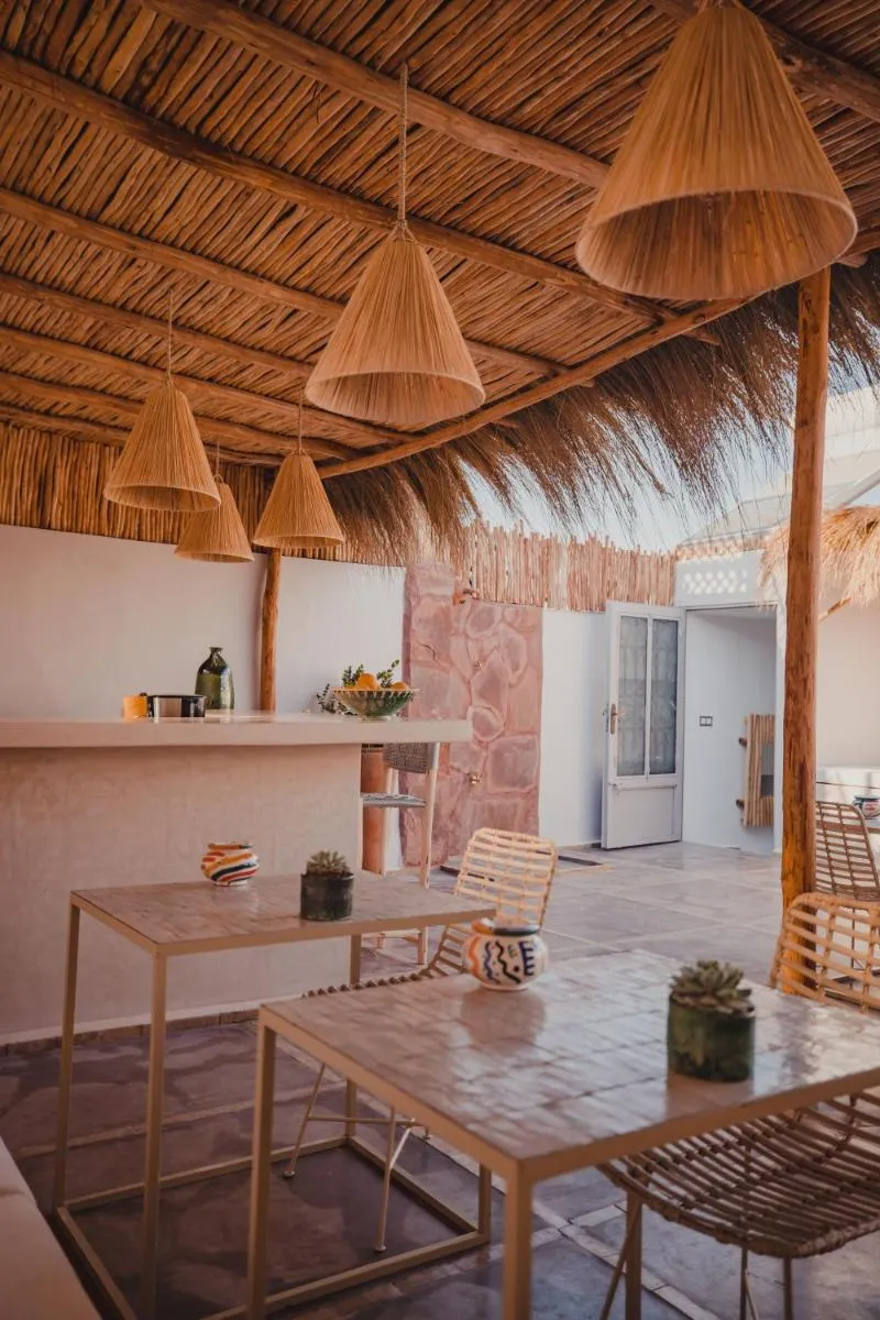 Image 4 of Riad Tizou