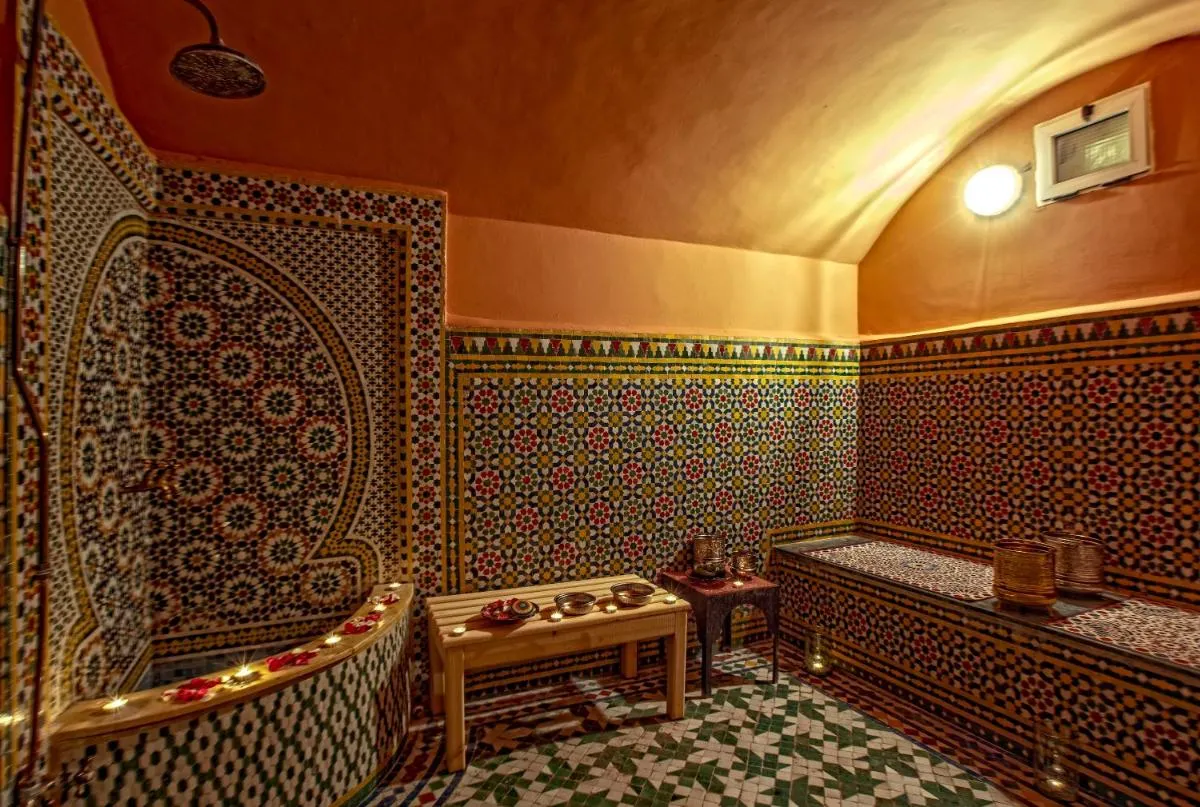 Image 1 of Royal Mirage Deluxe