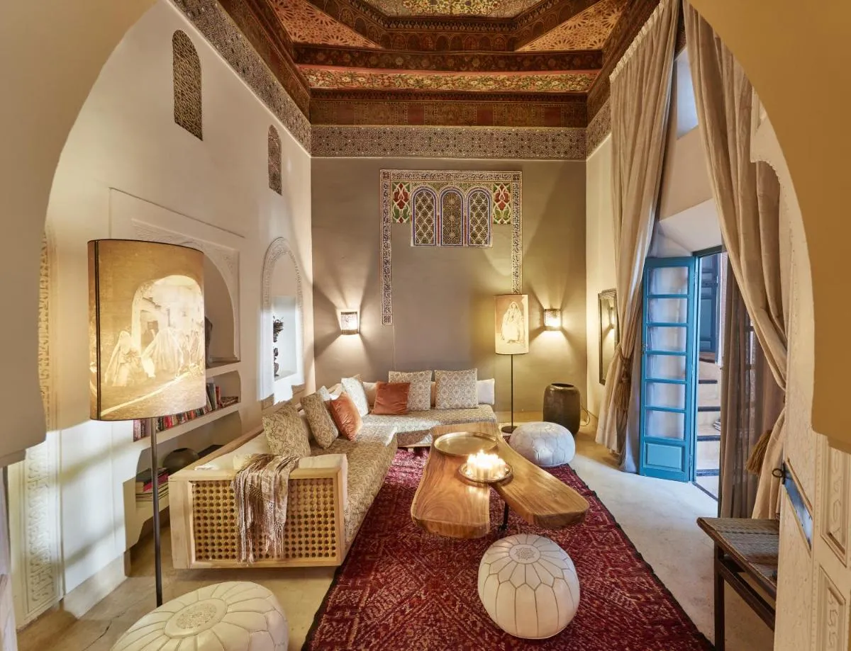 Image 1 of Ryad Dyor