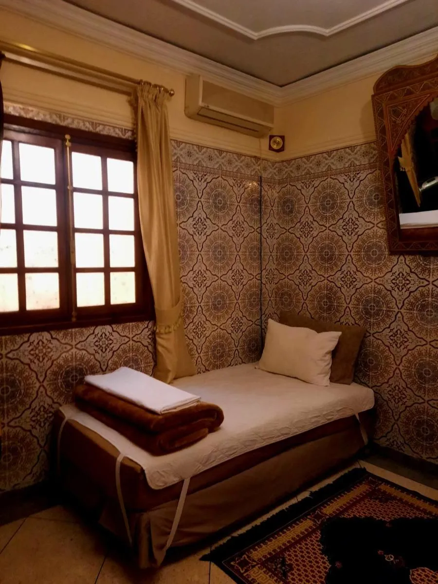 Image 6 of Stay with low budget