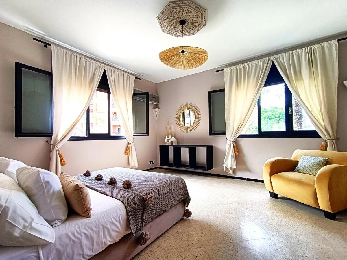 Image 2 of Superbe Apt avec Vue sur les Jardins Majorelle, Face au Musée YSL, Rue Yves Saint Laurent