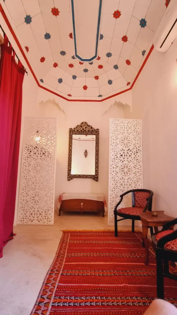 Image 5 of The Douiria