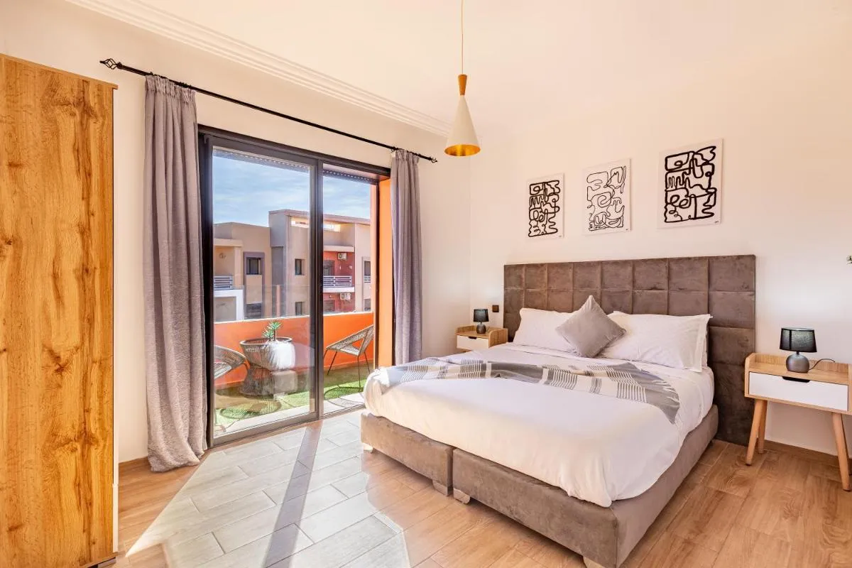 Image 1 of favorite in the city center – 100% Equipped