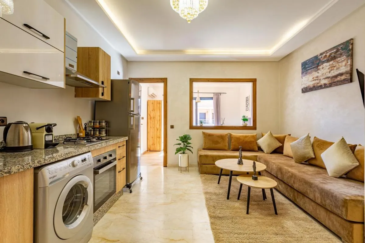 Image 4 of favorite in the city center – 100% Equipped