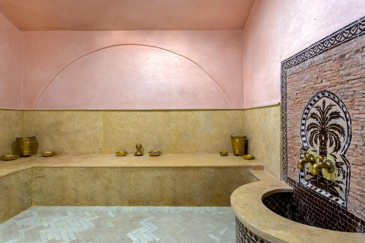 Image 2 of leila farmhouse