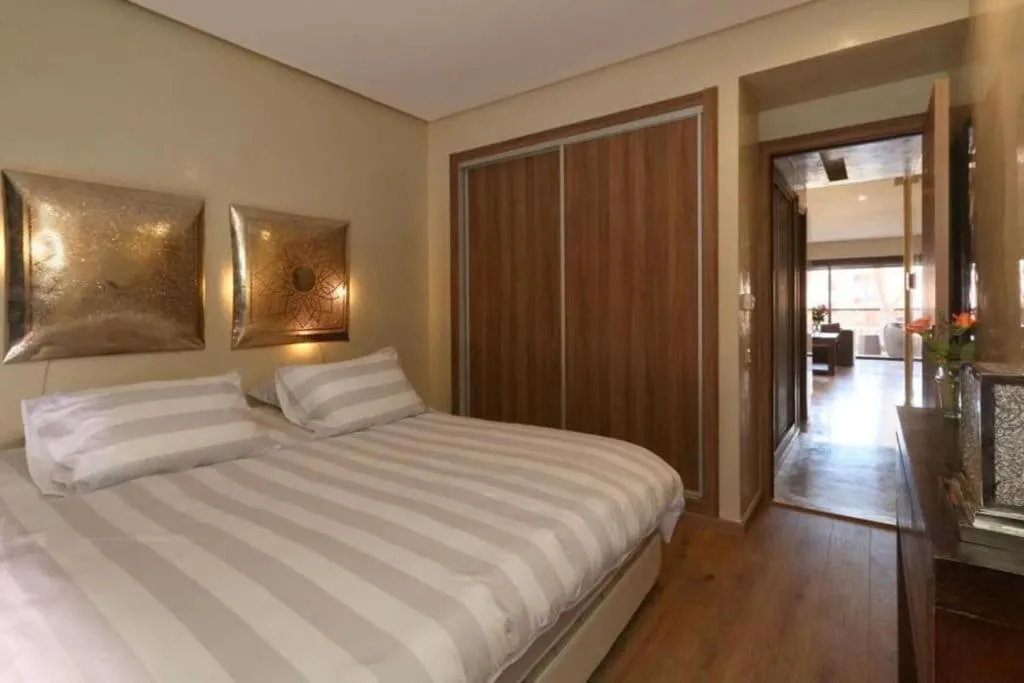 Image 6 of APP. Traversant au GUELIZ + Piscine sur le toit