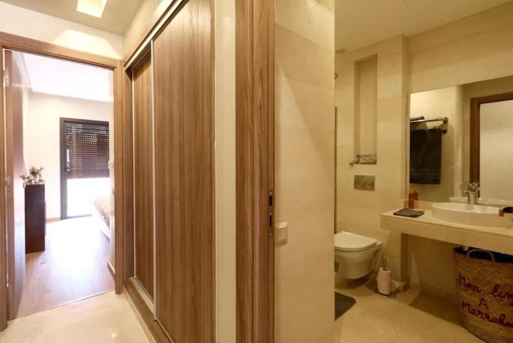 Image 2 of APP. Traversant au GUELIZ + Piscine sur le toit