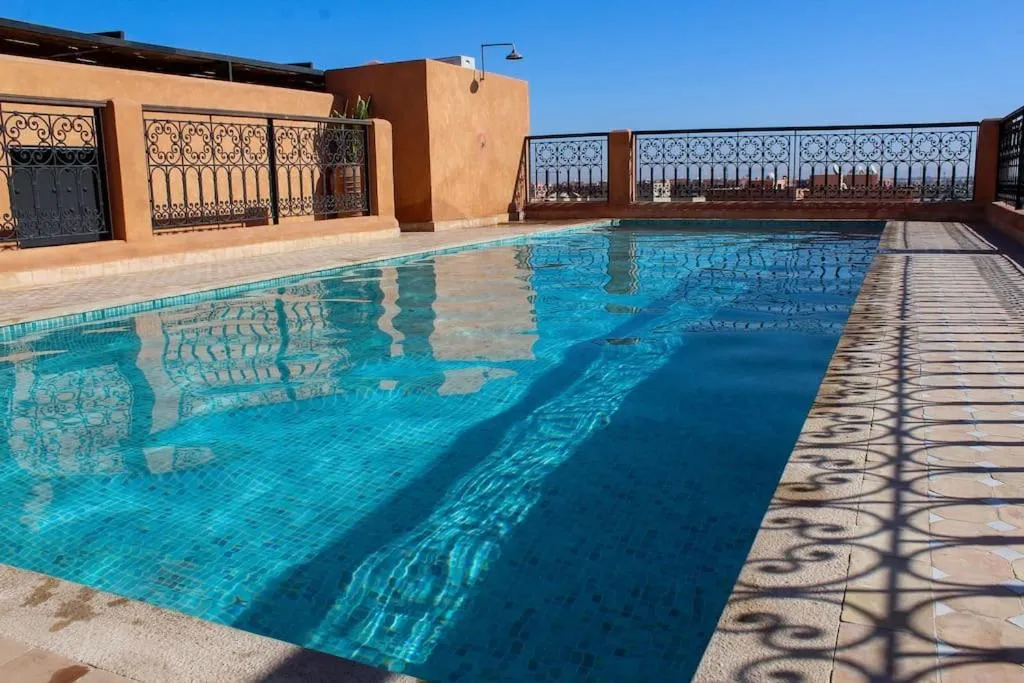 Image of APP. Traversant au GUELIZ + Piscine sur le toit