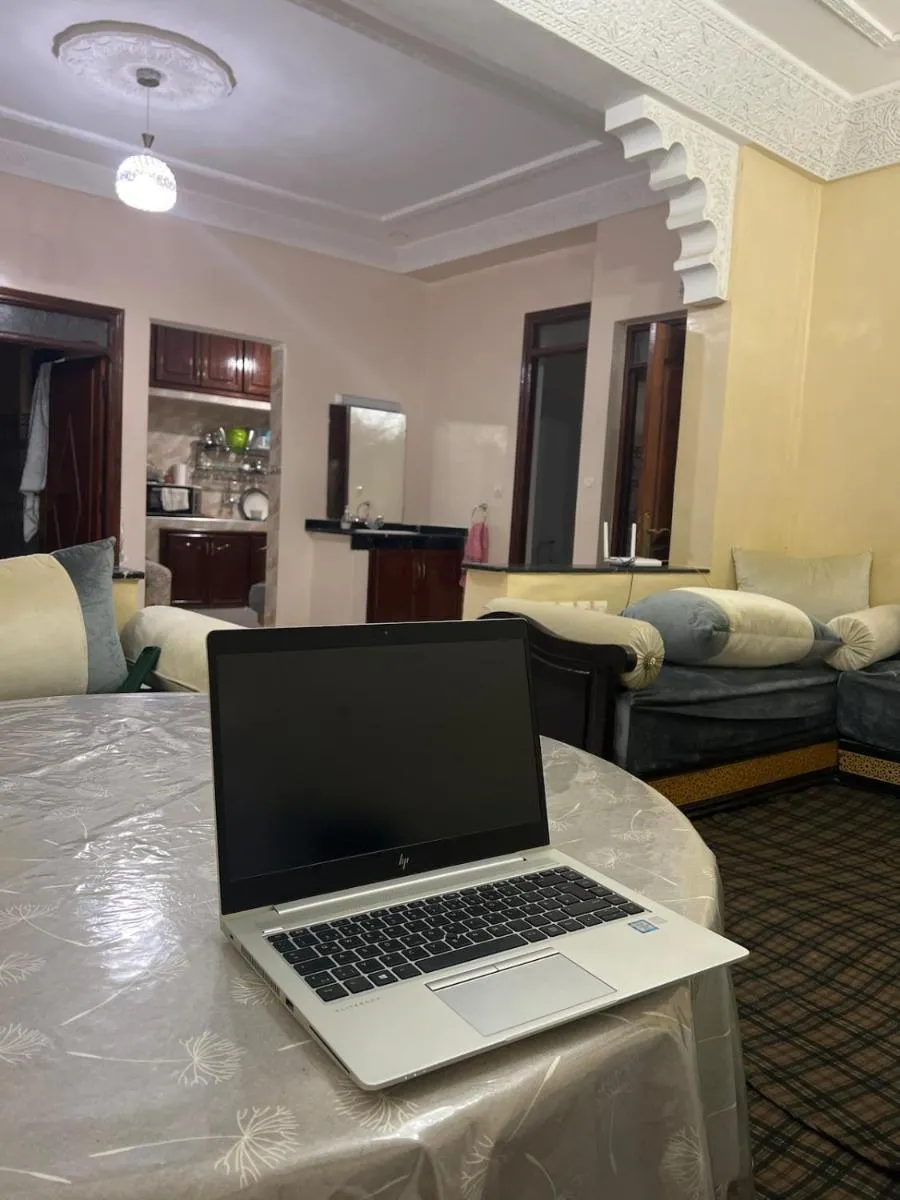 Image 3 of Aéroport, Appartement