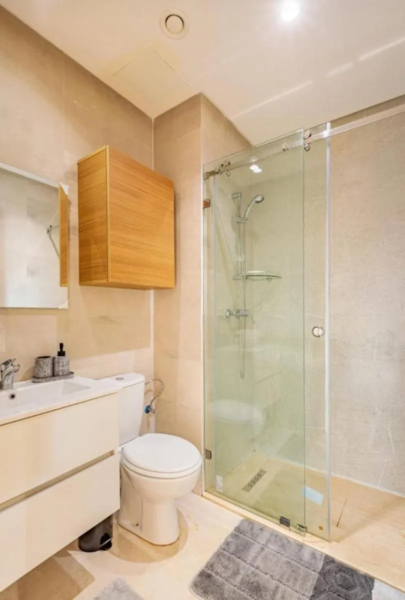 Image 3 of Agate entrance