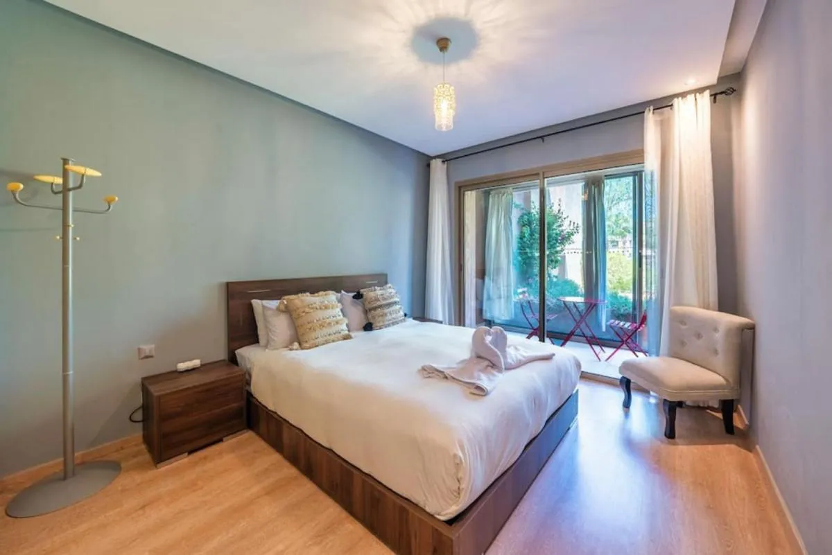 Image 1 of Apart Confort Rez-de-Jardin Piscine Wi-Fi Terrasse