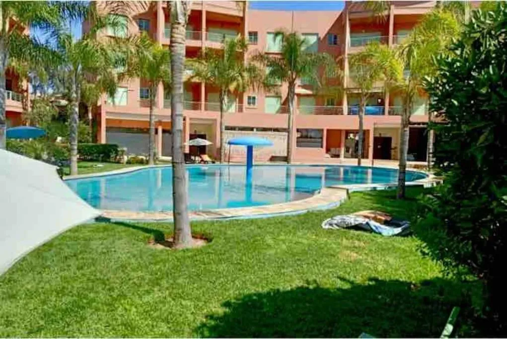 Image of Apparemment à Marrakech Garden Rose