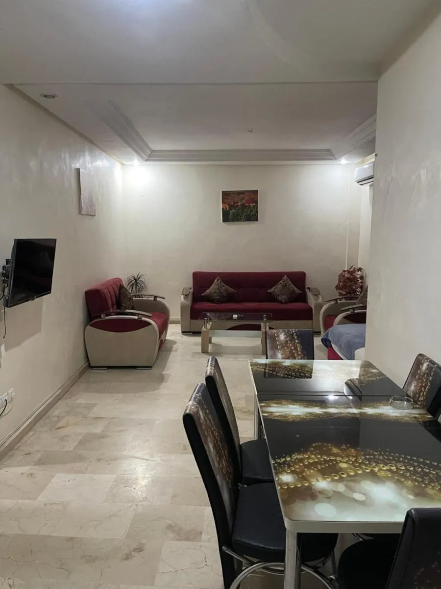 Image 4 of Appartement 16 2èm étage ( POUR FAMILLE )