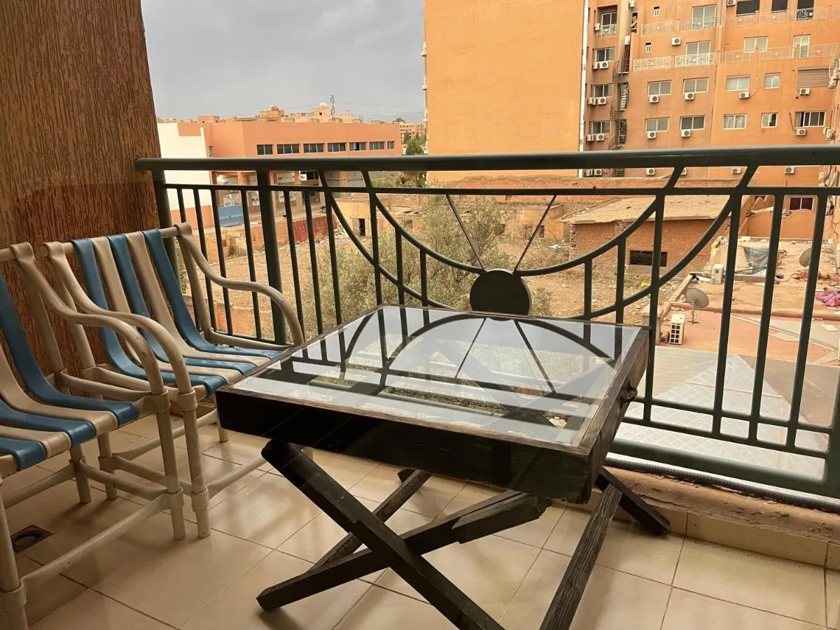 Image 5 of Appartement 23 4èm étage avec balcon ( POUR FAMILLE )