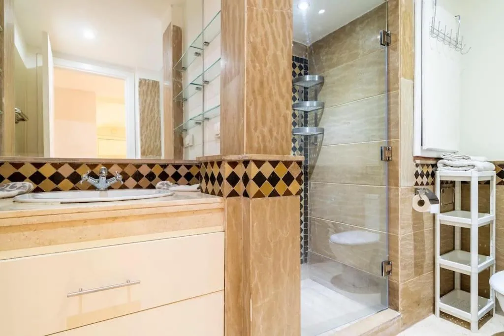 Image 2 of Appartement Miramas 2 Gueliz pool,Gym