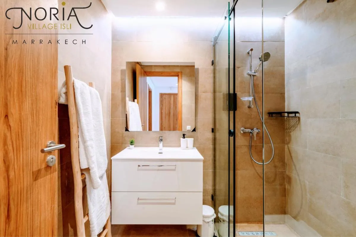 Image 2 of Appartement Moderne & Élégant à Noria – Piscine & Jardin