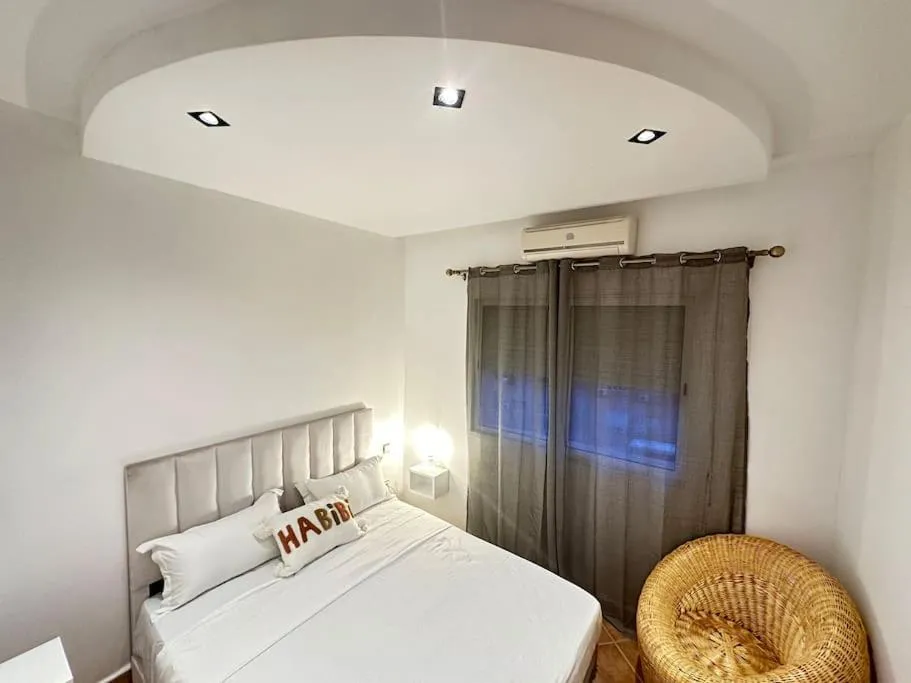 Image 1 of Appartement Stylé et Confortable TOP Centre