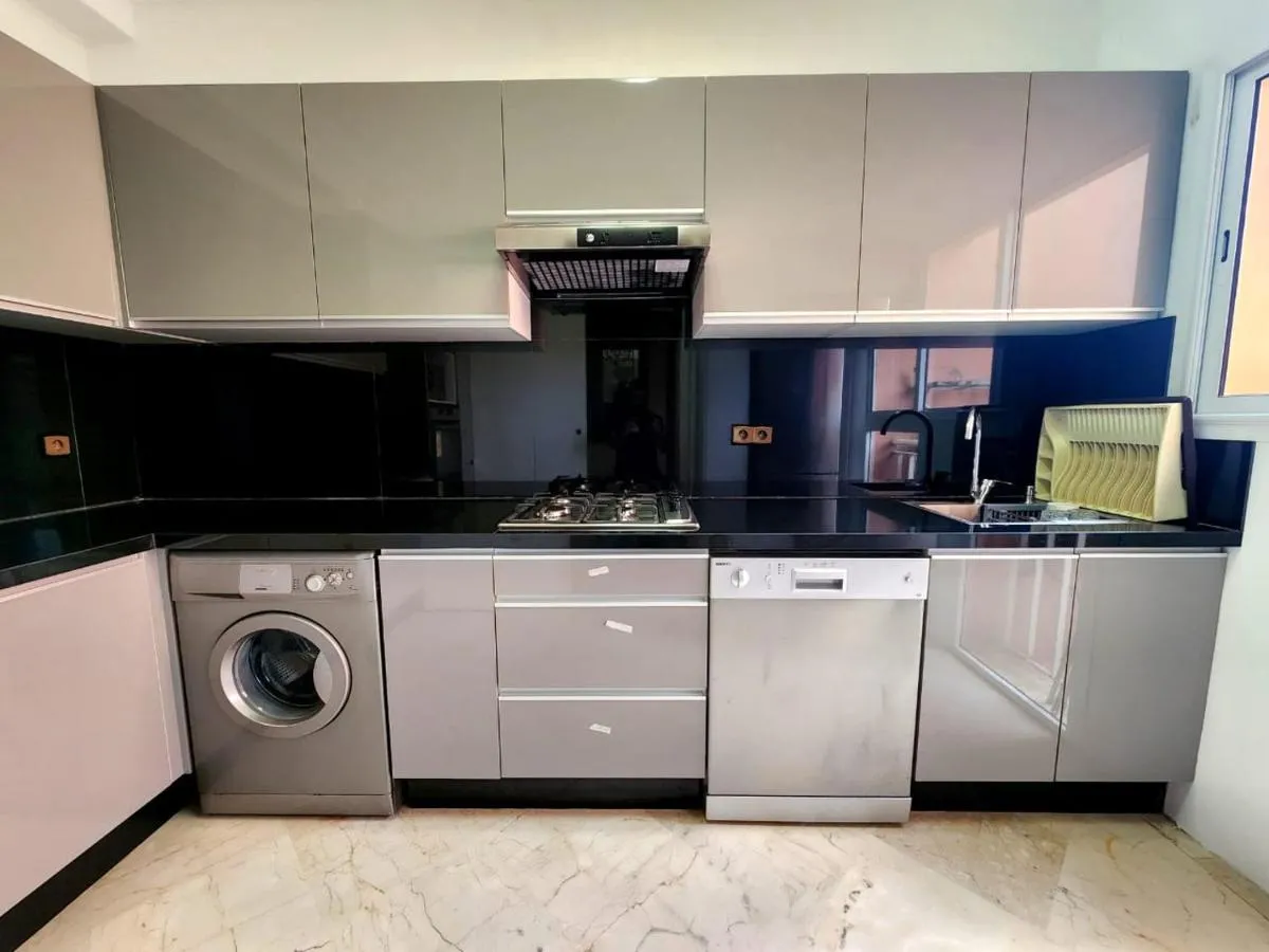 Image 1 of Appartement en plein centre ville entièrement équipé