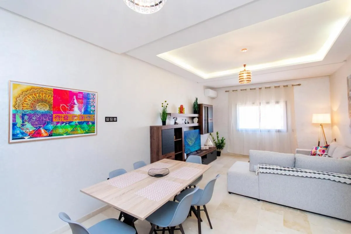 Image 2 of Appartement en résidence fermée